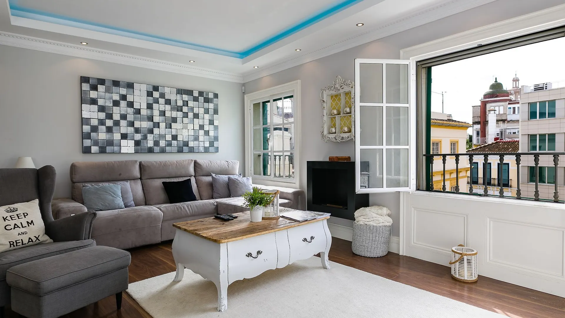 3 Bedrooms Luxury Penthouse With Views. The Best Location In 马拉加