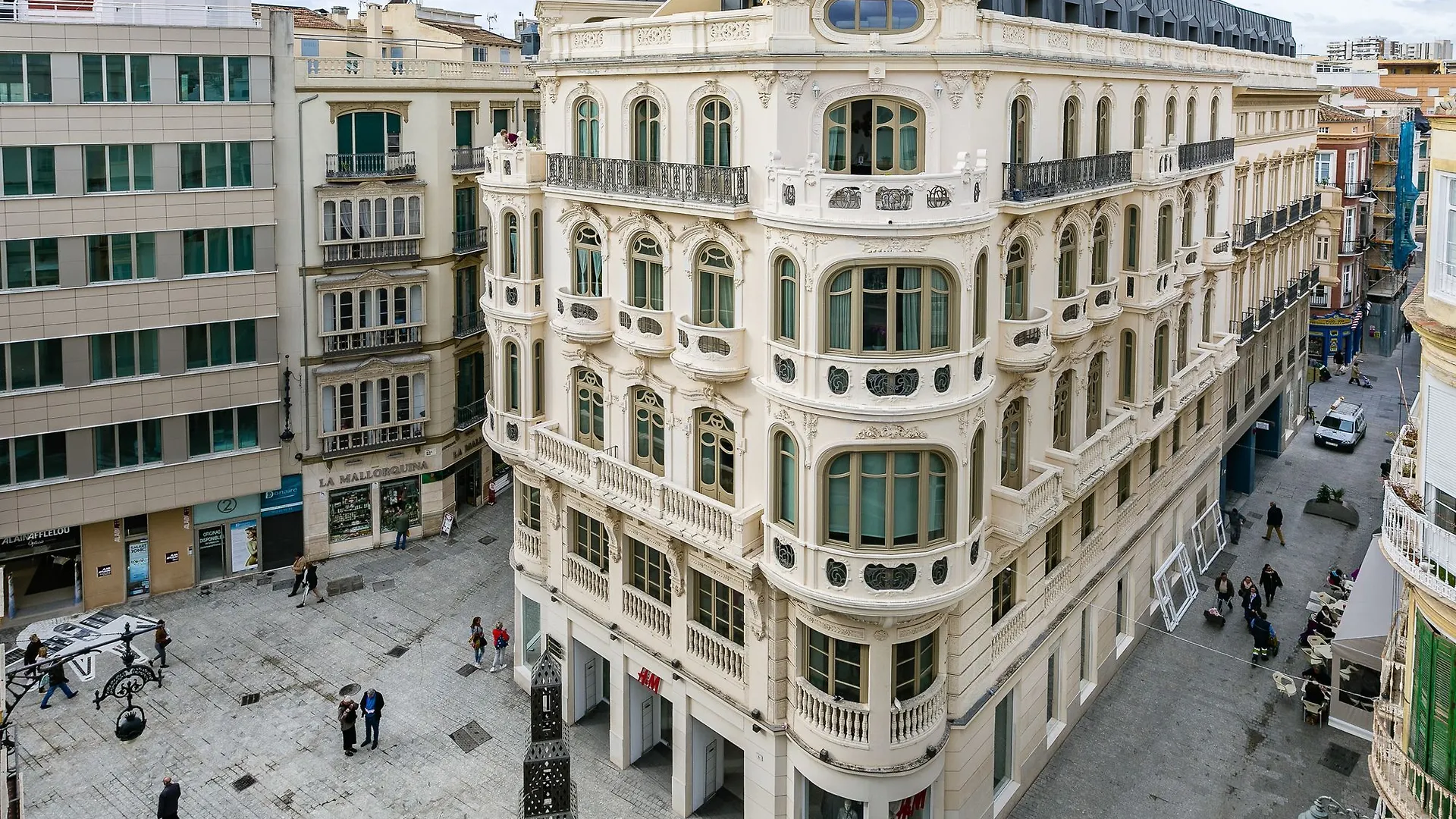 3 Bedrooms Luxury Penthouse With Views. The Best Location In Málaga Espanha